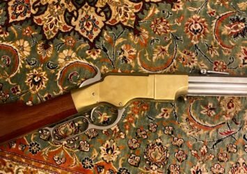 ALDO UBERTI VOLCANIC REPEATER RIFLE 44.40 - Görsel 2