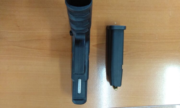 SICILI TEMIZ, METAL YORGUNLUĞU BULUNMAYAN, BAKIMLI GLOCK 19 GEN 3 RUHSAT IŞLEMI BITENLERIN ARAMASI UYGUN OLUR. - Görsel 1