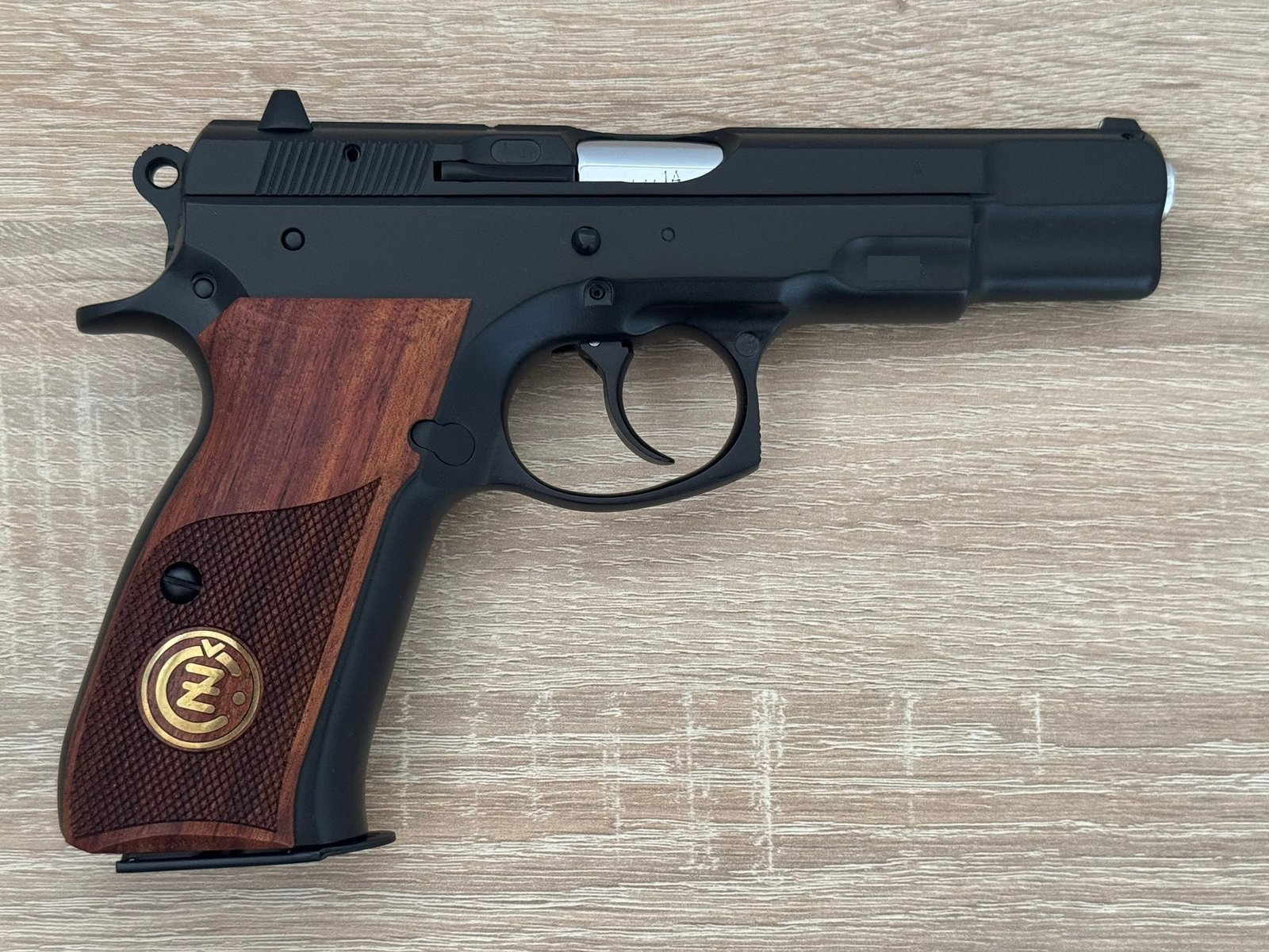 CZ 75B - Görsel 1